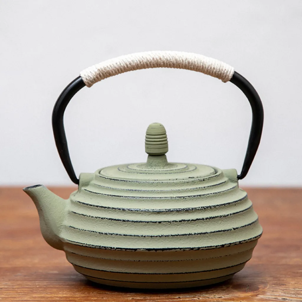 Terza Luna Genmaicha Giapponese^Cast Iron Teapots 700ml, Japan