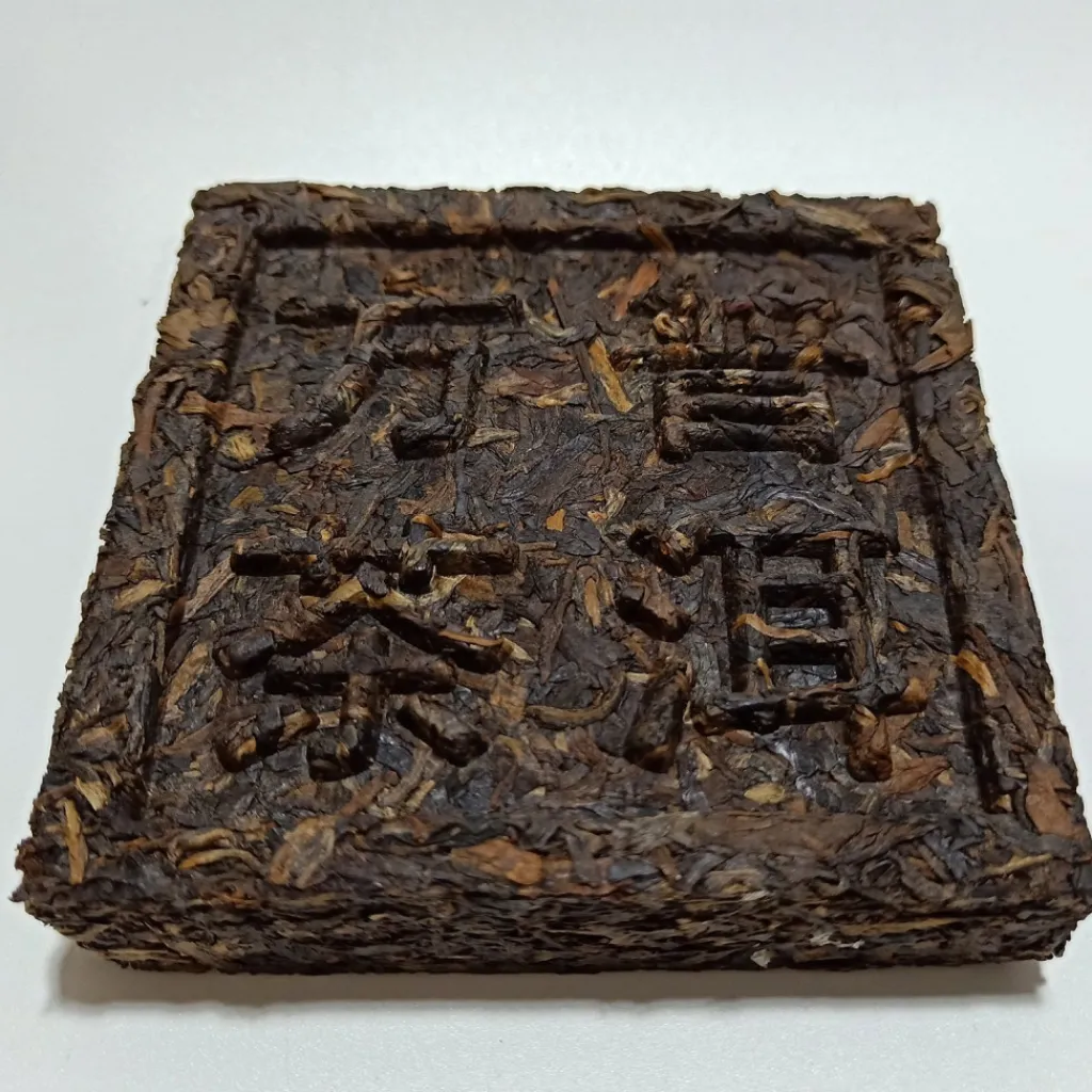 Terza Luna Tè Pu-erh|Pu Erh Shu 2016^Pu Erh 2009 Sheng