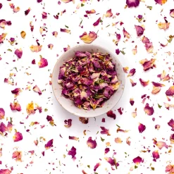 Terza Luna Erbe Officinali|Fiori Eduli E Garnish^Rose petals